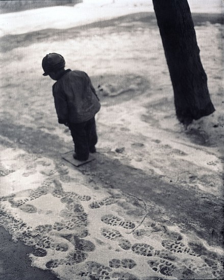 Adou, Boy going in circles in the snow
2006-2010, Gelatine silver print